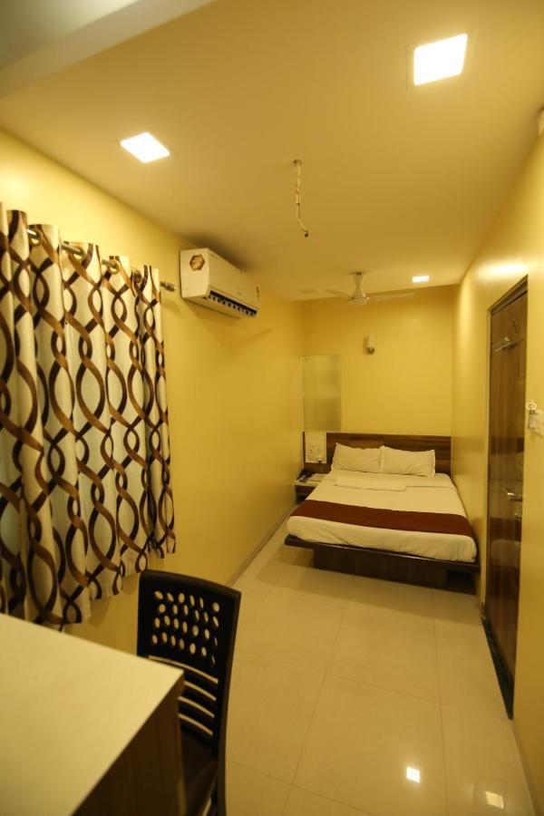 Airport Metro Hotel Mumbai Dış mekan fotoğraf
