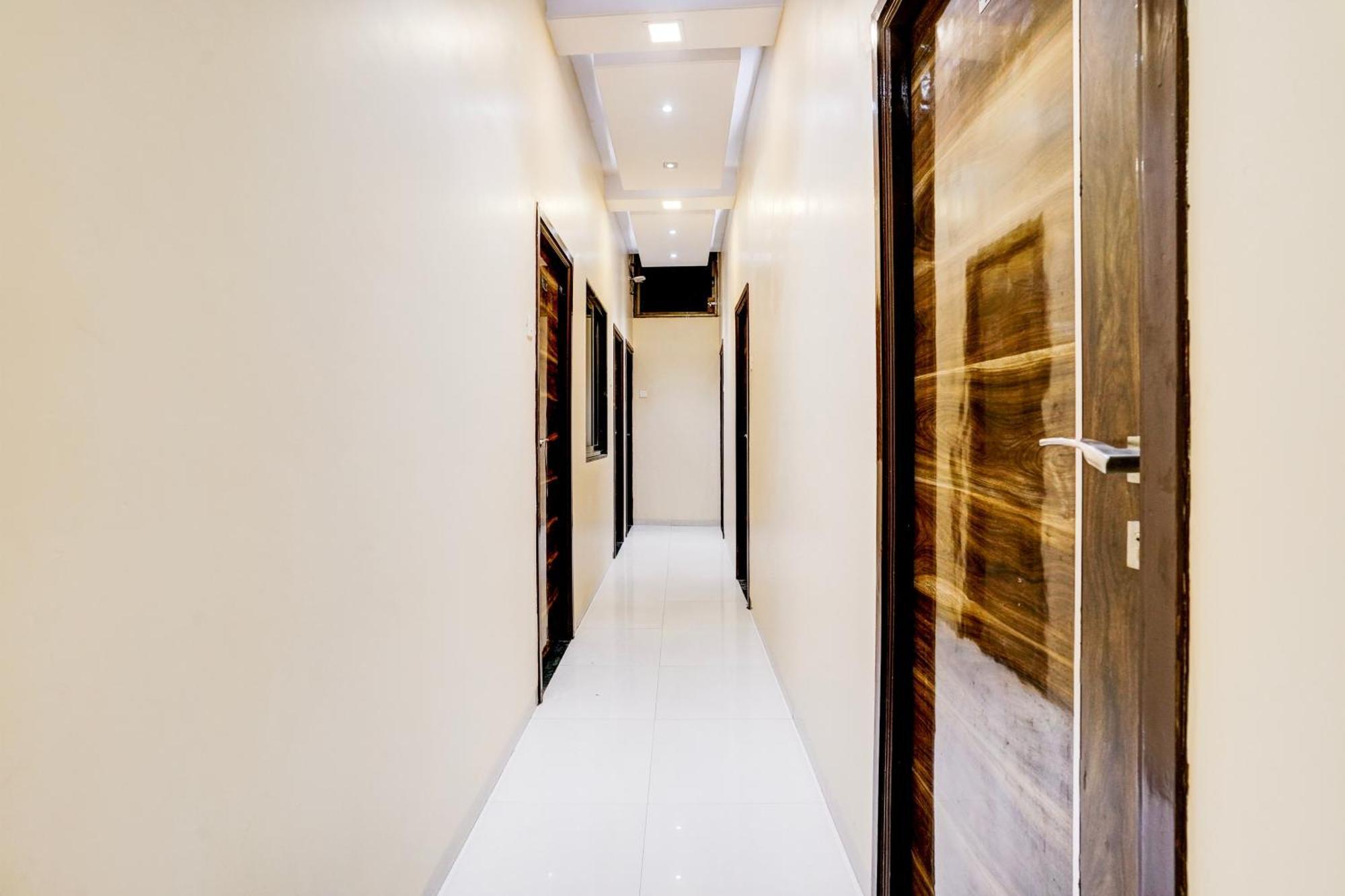 Airport Metro Hotel Mumbai Dış mekan fotoğraf